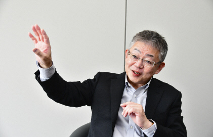 QD Laser, Inc. President and CEO Dr. Mitsuru Sugawara QD Laser, Inc. President and CEO Dr. Mitsuru Sugawara