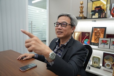 Neo Puay Keong（Omni-Plus System Limited）