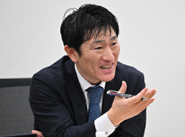 鳥井裕史氏